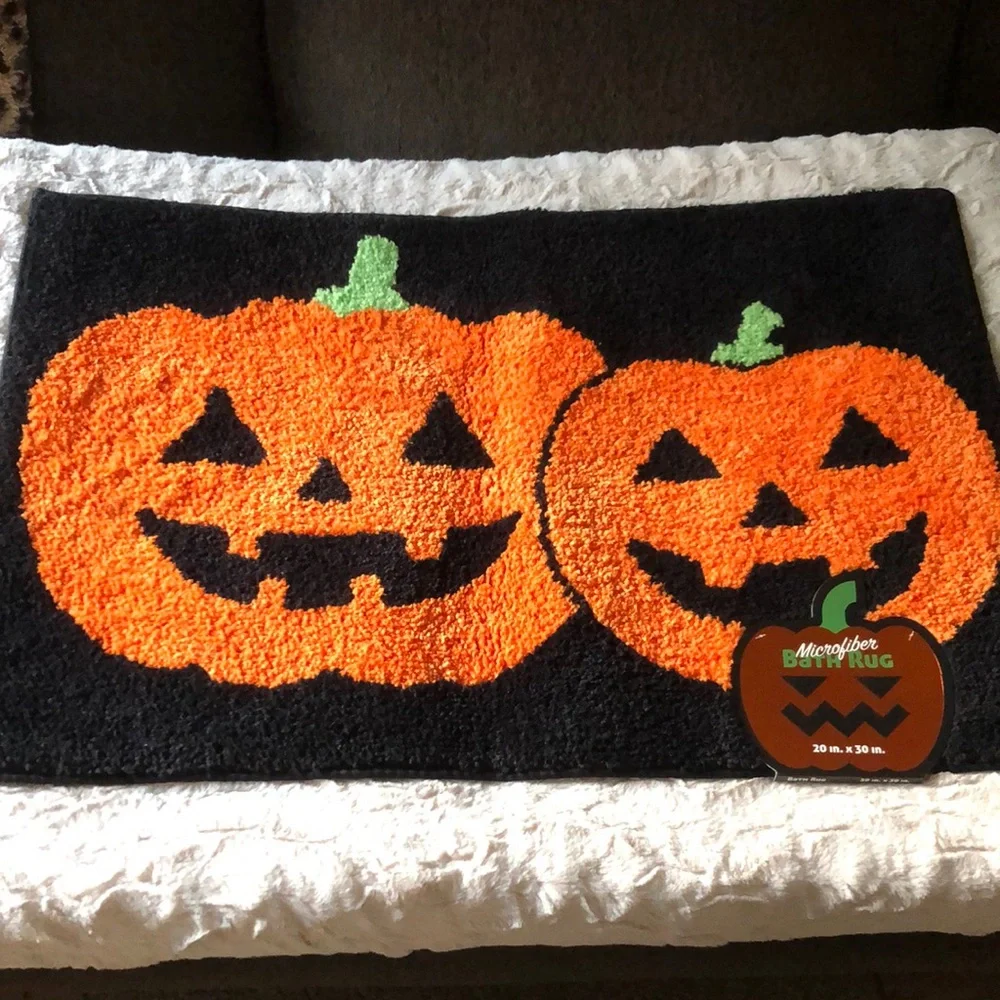 Halloween Pumpkin Jack O’Lantern Bath Rug